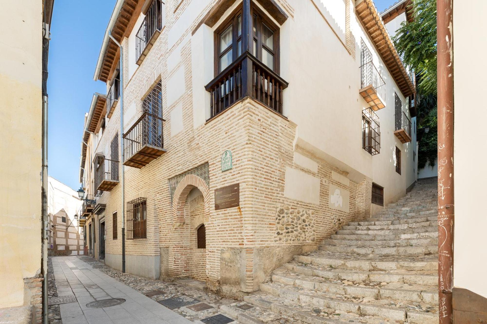 Apartamentos En Pleno Centro, Aljibe Rodrigo Del Campo 2C Granada Kültér fotó